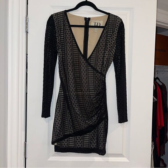 The Jetset Diaries Gwen Mini Dress - Picture 4 of 8